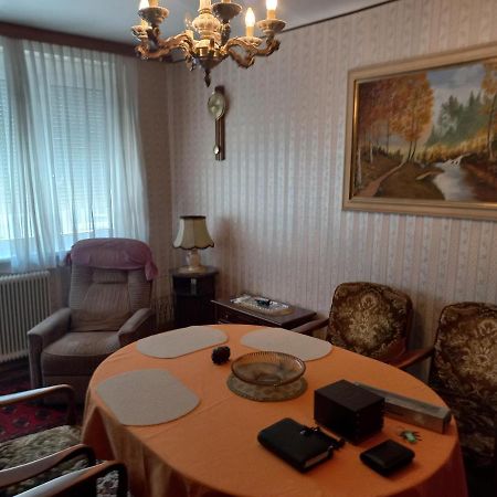 Ferienwohnung ,,Wohnen Wie Zu Grossmutter'S Zeiten'' Vienna Exterior photo